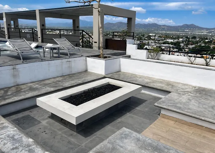 Cabo Skyview Retreat- Rooftop Pool & Gym